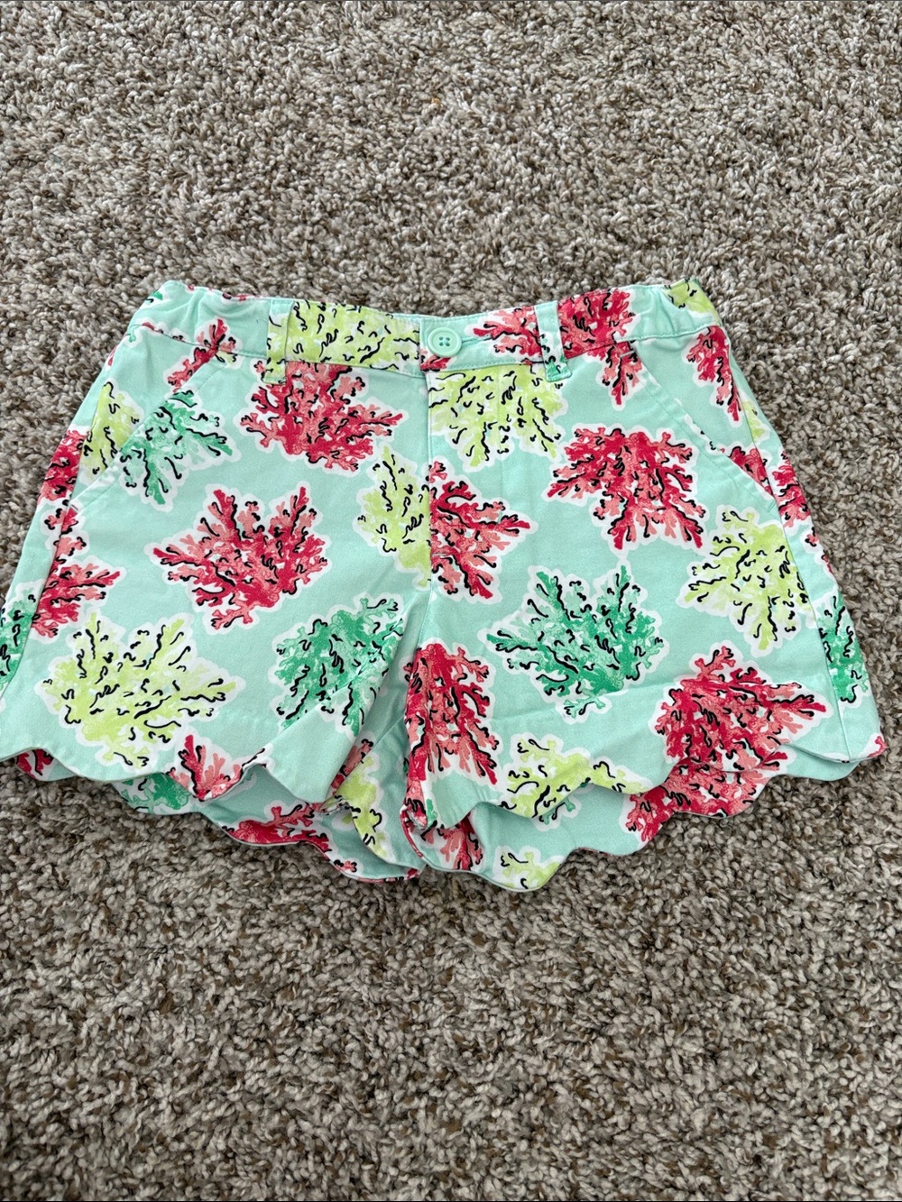 Crown & Ivy girls Mint Scallop Hem Shorts with coral reef design size 12